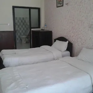 2* Hotel Peak Point